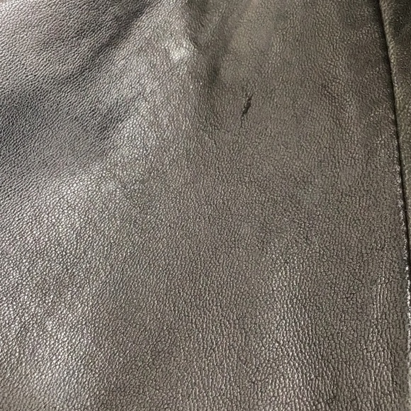 Atelier by B. Thomas black leather self belted three button blazer. Size Large - Picture 13 of 13